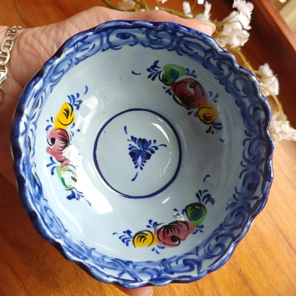 Beautiful hand painted blue floral dish.